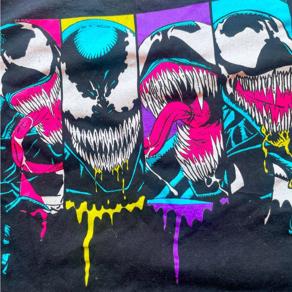 Marvel Comic Collection Venom - Picture 2 of 2